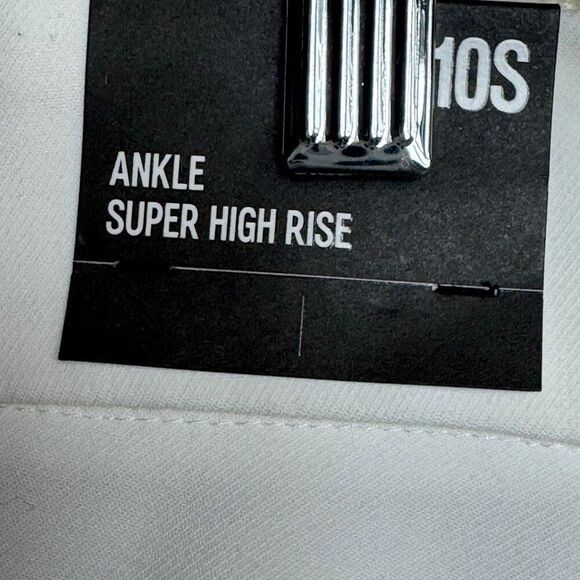 Express White high-waisted cargo pants with elastic waistband, pockets and zippe - Picture 6 of 10